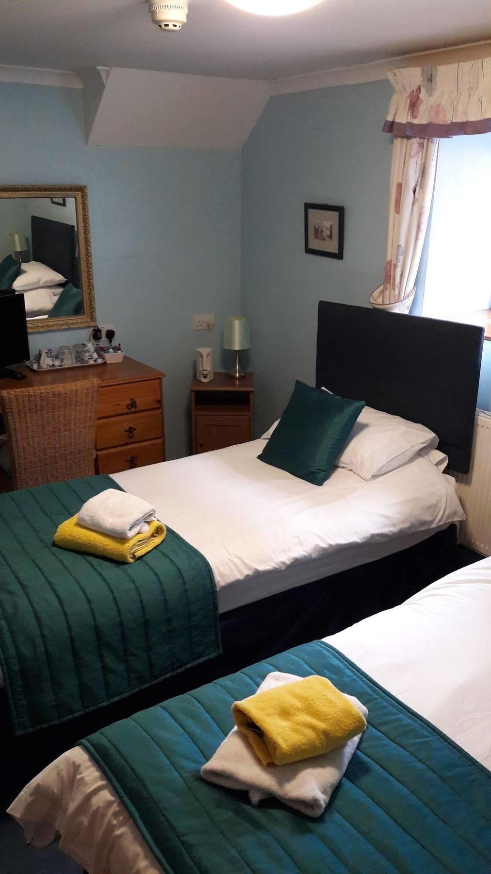 Отель Stag Coach House Carmel Экстерьер фото